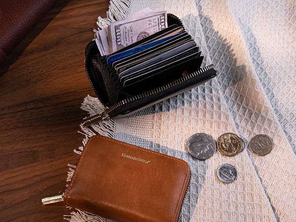 small credit card wallet