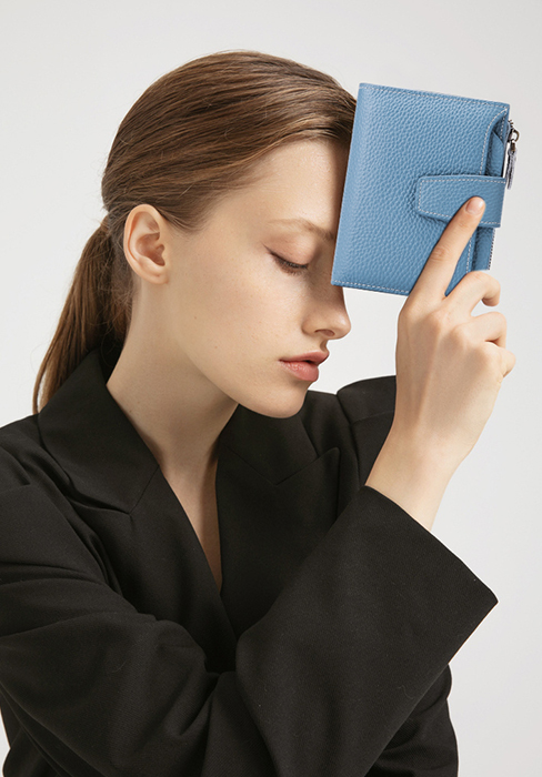 small wallet for women