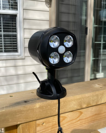 battery powered motion light