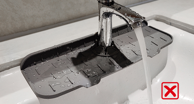 kitchen sink backsplash guard