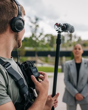 https://m.media-amazon.com/images/S/aplus-media-library-service-media/b136fb52-e4b7-4dd2-bea7-43c3465c723e.__CR459,0,1048,1311_PT0_SX362_V1___.jpg