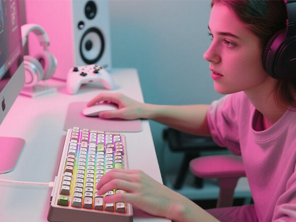 Pink cream mechanical keyboard for gaming
