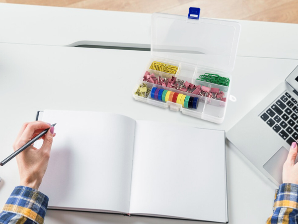 Plastic storage box