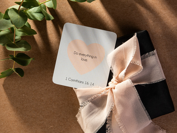 DiverseBee Bible Verse Cards - Love Hearts