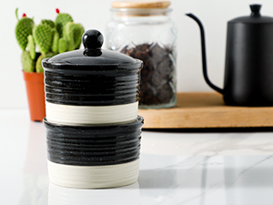 salt holder