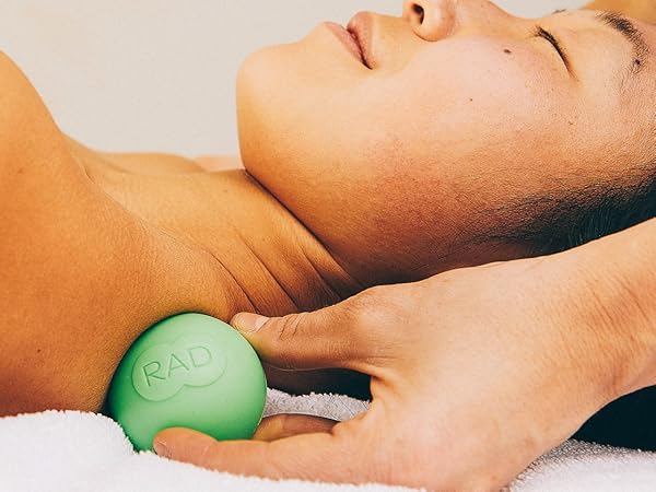 back massage ball, shoulder massage, fascia roller, muscle roller, muscle roller ball