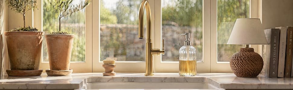 This elegant glass soap dispenser is a classic, stylish addition to any kitchen or bathroom.