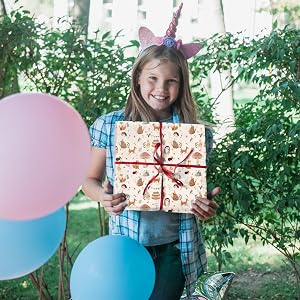 Animal Friends Gift Wrap