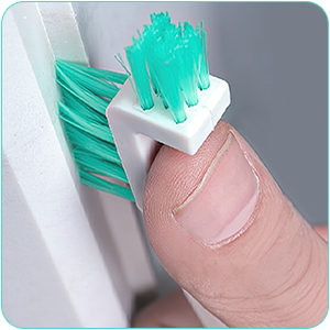 tiny cleaning scrub