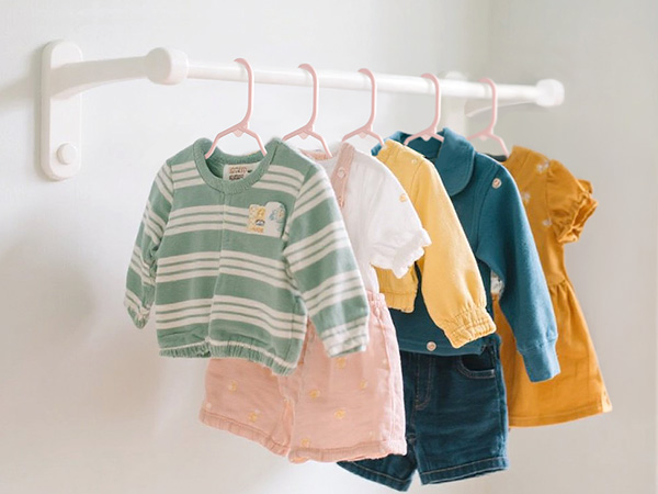baby hanger