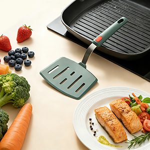 egg spatula