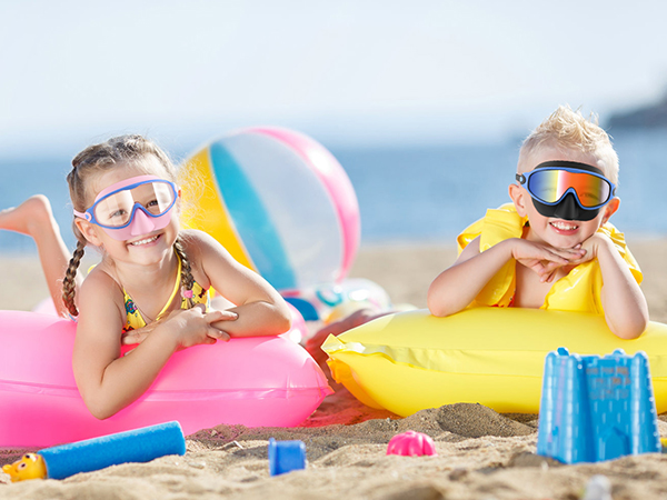 kids swim goggles