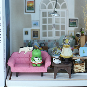 cute desk decor