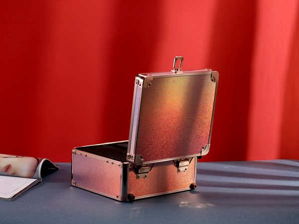 Makeup Box with Lighted Mirror, Travel Train Case Cosmetic Organizer Makeup Suitcase led mirror