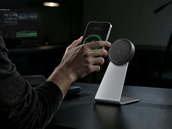 Pixelsnap Charger