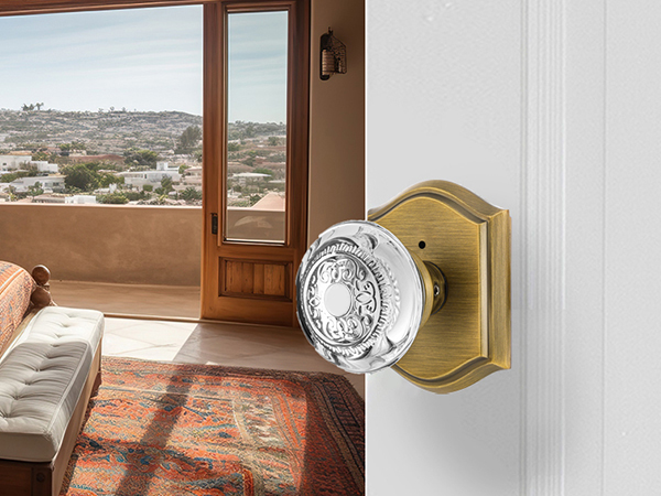 glass door knobs