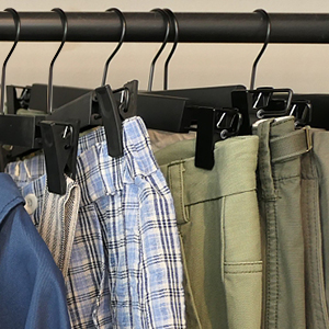 Guhmctt hangers