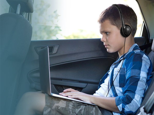 travel headphones