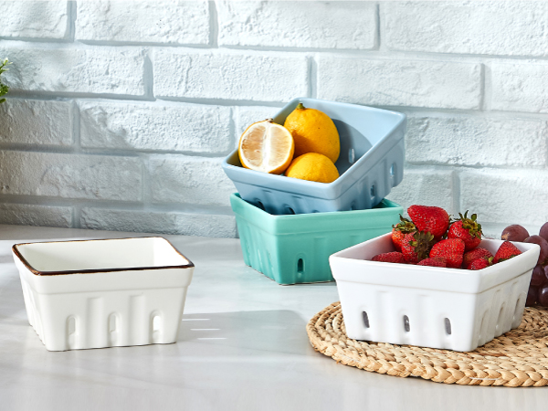 berry container