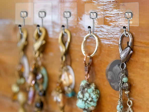 suction cup hooks