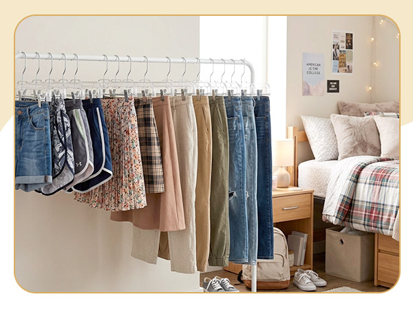 pants hangers with clips