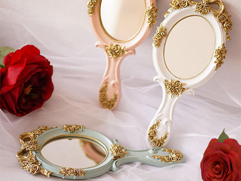 Vanity Makeup Mirror Travel Princess Metal Cosmetic Mirror Portable Oval Embossed Rose Mirrors