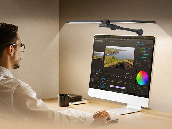 Desk lamp with clamp