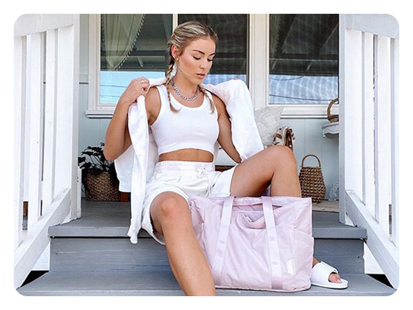 travel tote