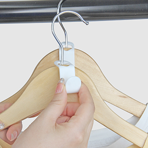 Easy to Hang and Remove