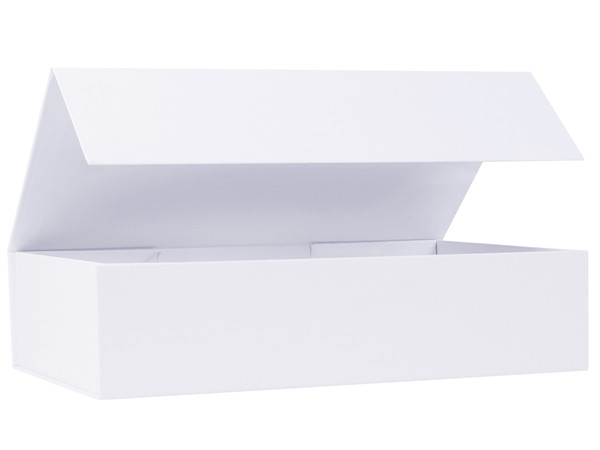 white gift boxes with magnetic lids