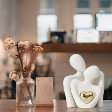 coppia sculpture couple
