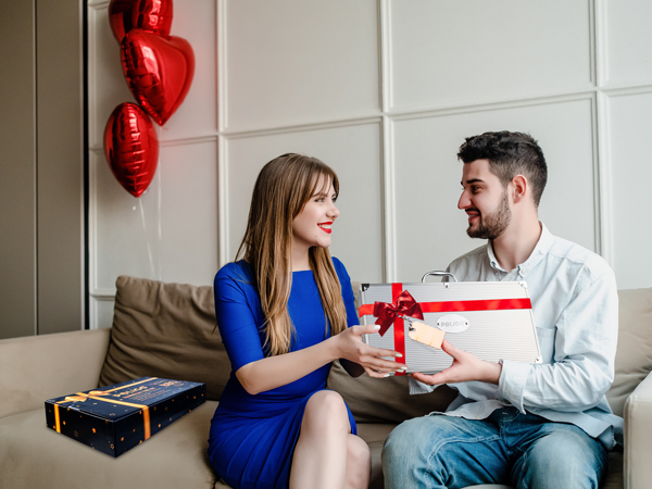 anniversary gifts for women