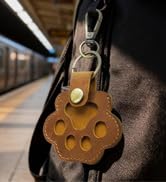 Genuine Leather Pet Hair Storage Keychain, Handcrafted Paw-Shaped Dog Hair Keychain