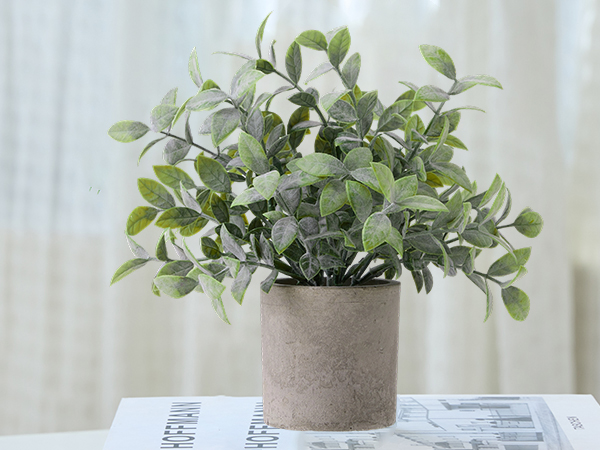 fake potted plants