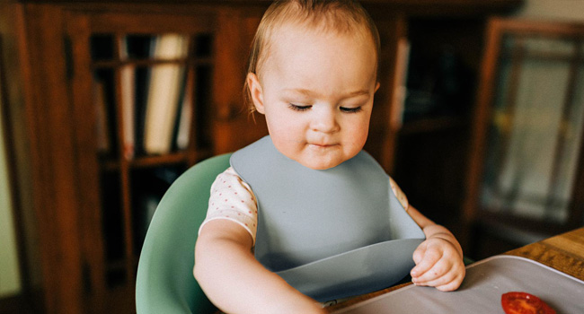 silicone bibs with pocket