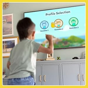 Kid chooses one of the 3 profiles saved on LeapMove.