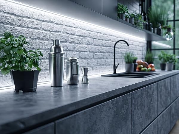 The application of UVTaoYuan Strip Light in family bar