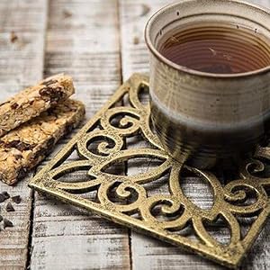 decorative trivet