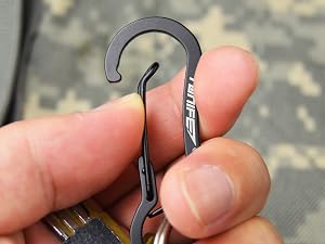 carabiner clip