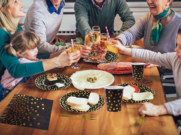 Black and gold dessert plates
