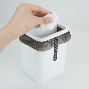 Mini Trash Can with Lid Plastic Mini Wastebasket Tiny Desktop Waste Garbage Bin for Kitchen Bathroom