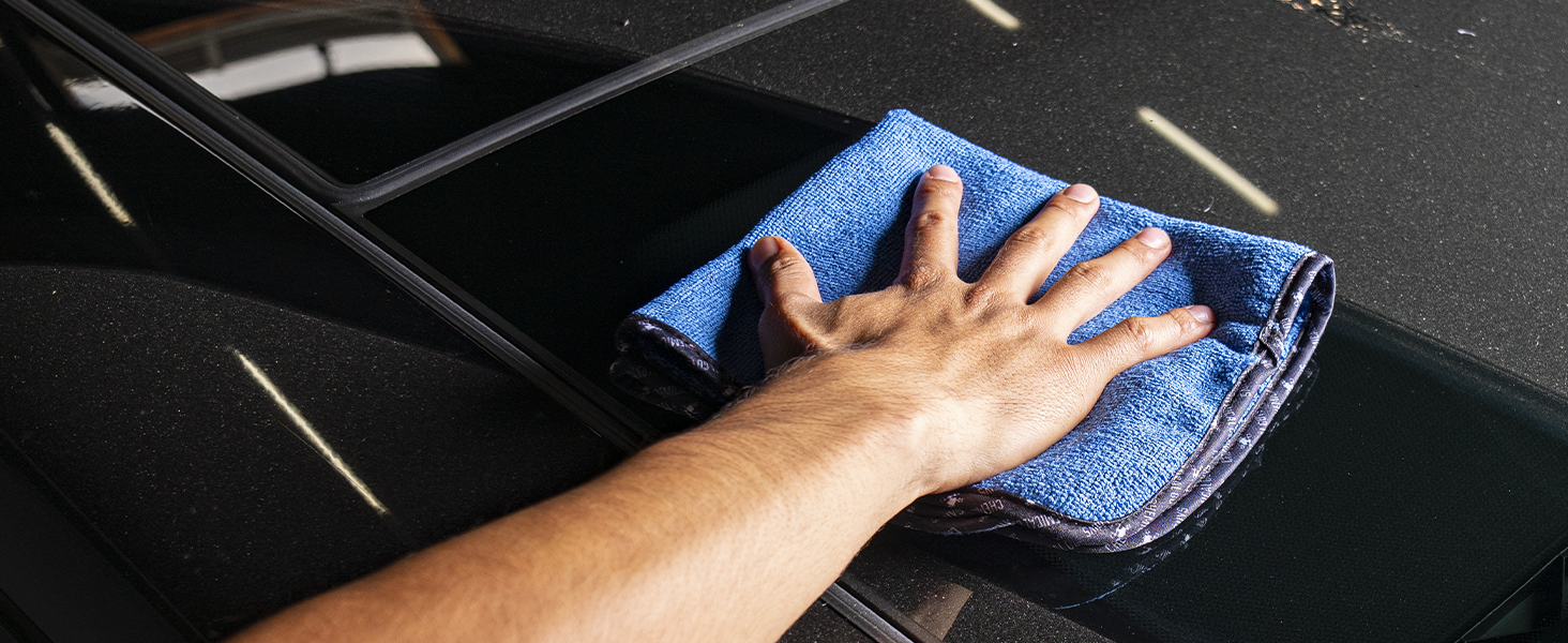 High pile microfiber towels for safe car drying without scratching