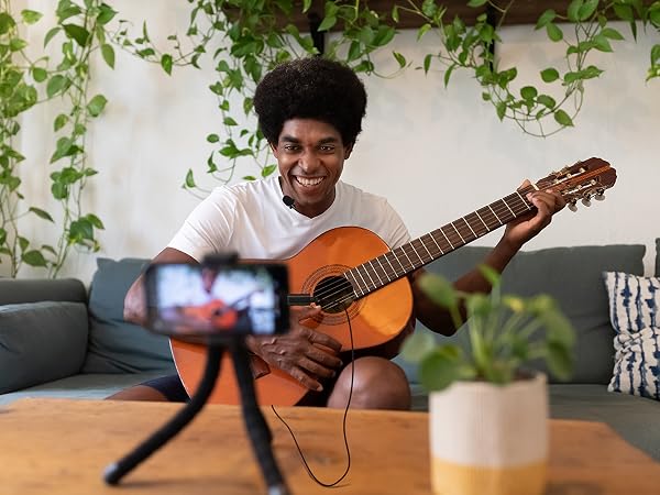 DUNGZDUZ USB-C Lavalier Microphone with USB-A Adapter