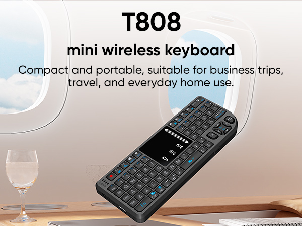 Mini wireless portable keyboard, suitable for business trips and travel.