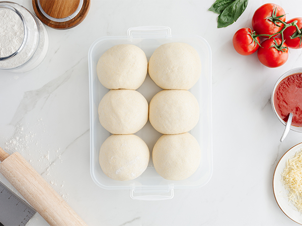Holds 4-6 Dough Balls
