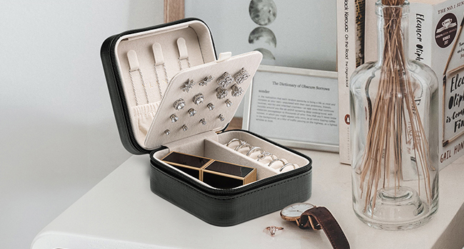 jewelry case