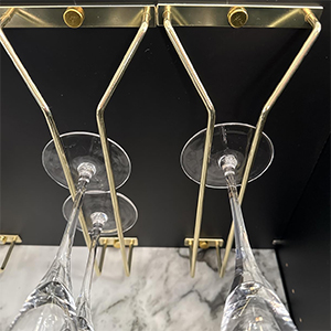 wine glass holder