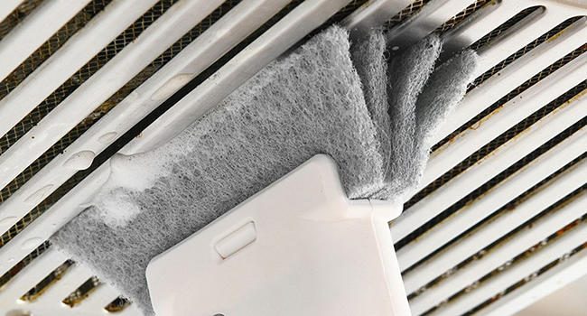 window cleaning brush