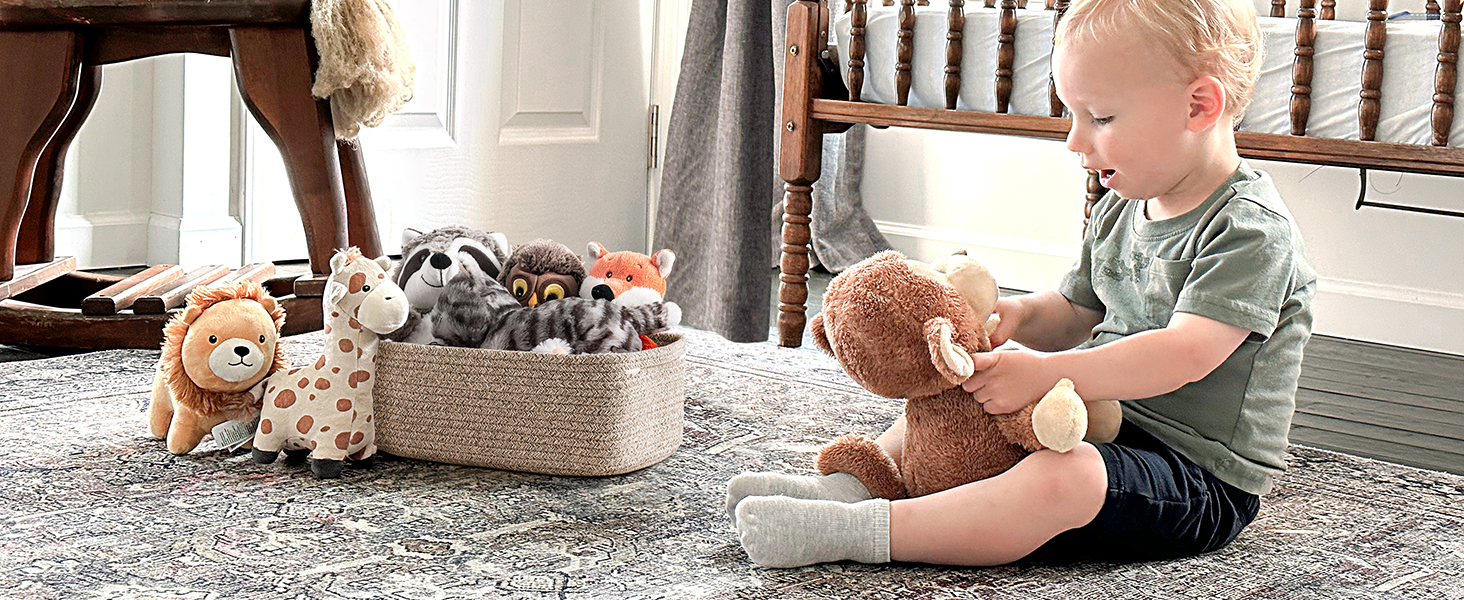 Laundry baskets with wheels