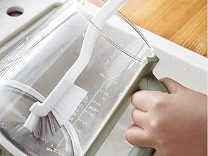 Glass bottle cleaning, Glass bottle washing, clean a glass bottle